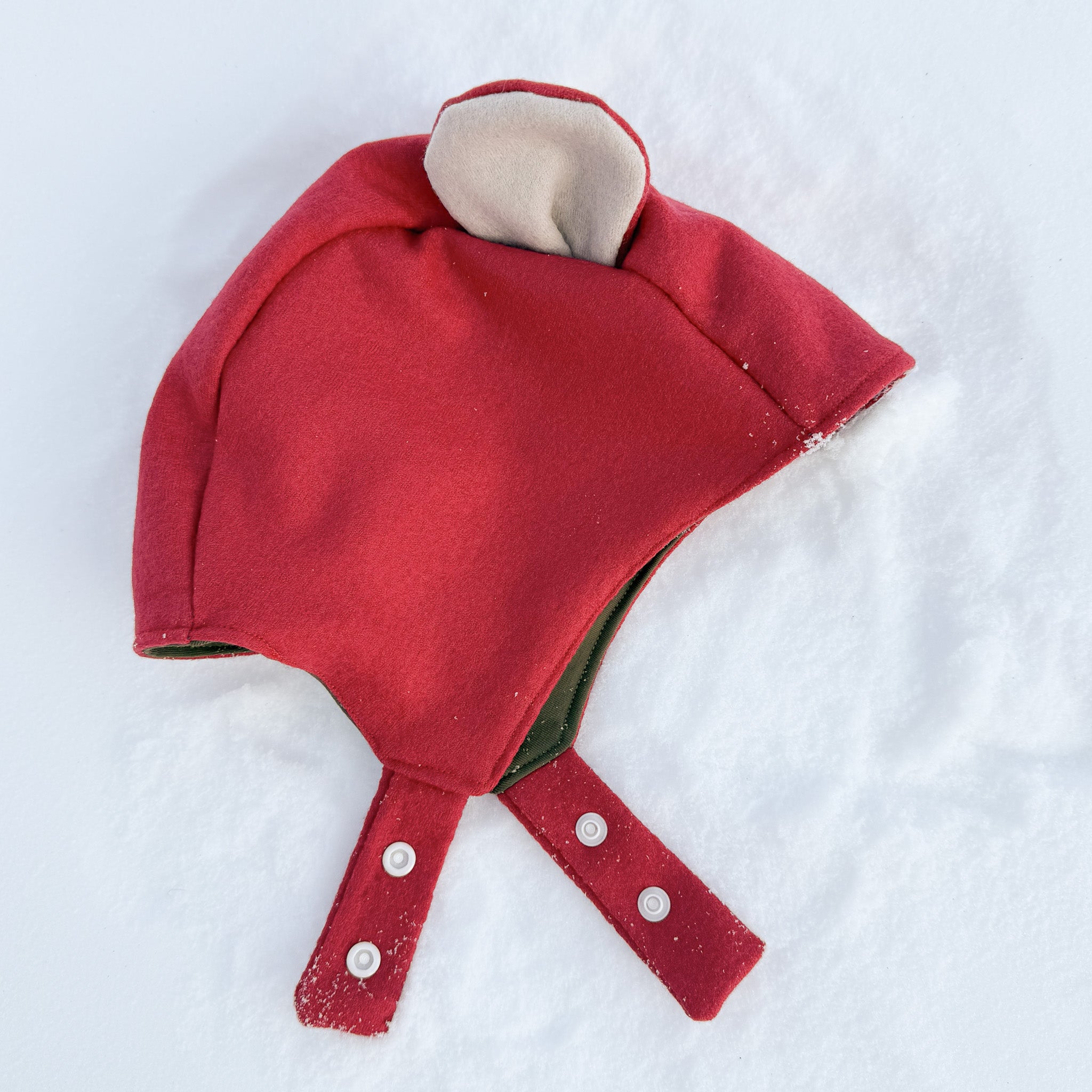 Kids Bear Hat with Straps